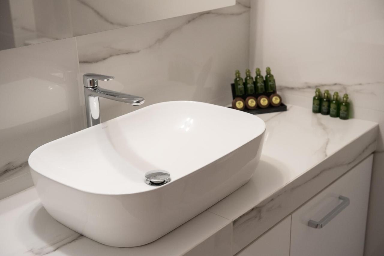 Newly Renovated Flat 500M From Subway Station Lägenhet Aten Exteriör bild