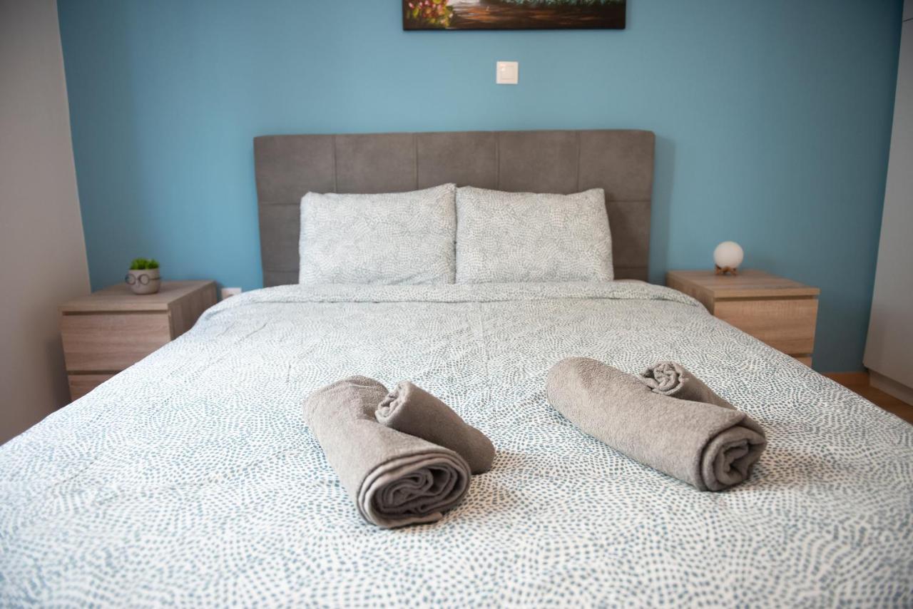 Newly Renovated Flat 500M From Subway Station Lägenhet Aten Exteriör bild